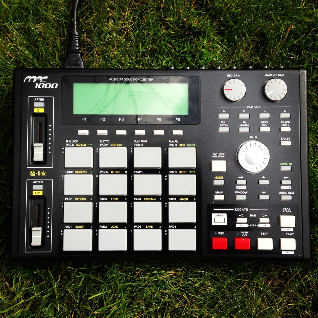 Akai MPC 1000 on grass